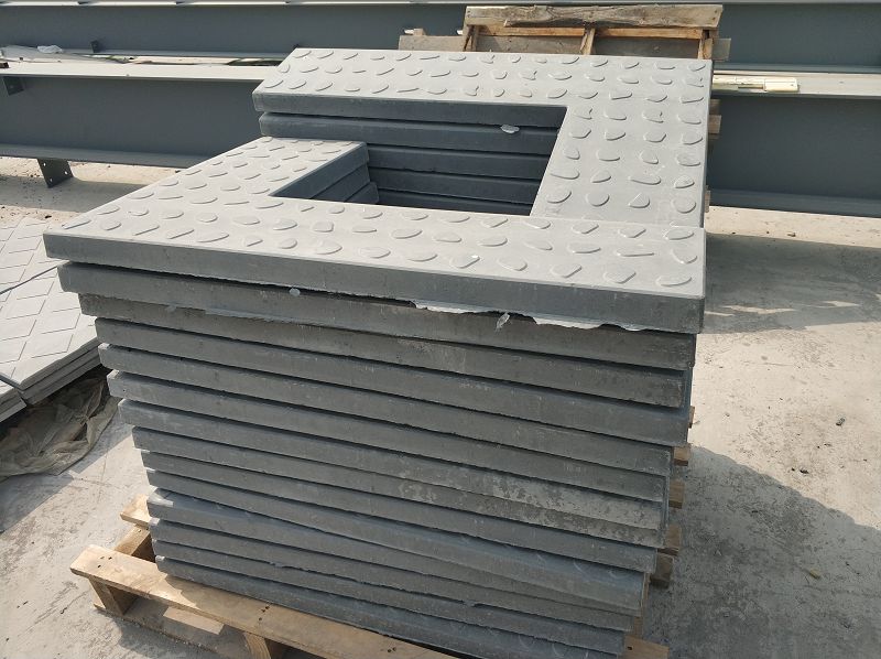 使用復合電纜溝蓋板才不傷害產品