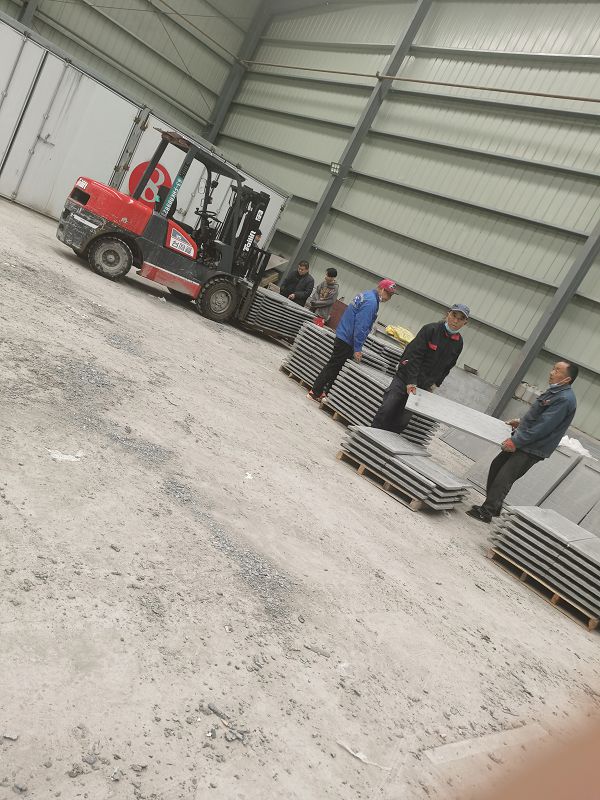 電纜溝敷設(shè)的電纜載流量如何計(jì)算？