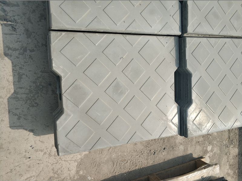 選擇高分子復(fù)合電纜溝蓋板讓你放心