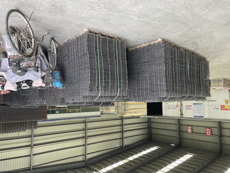 電纜溝蓋板的疏散平臺